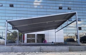 פתרון להצללה וסגירת חורף נגד גשם