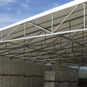 סגירות חורף למחסן של מפעל