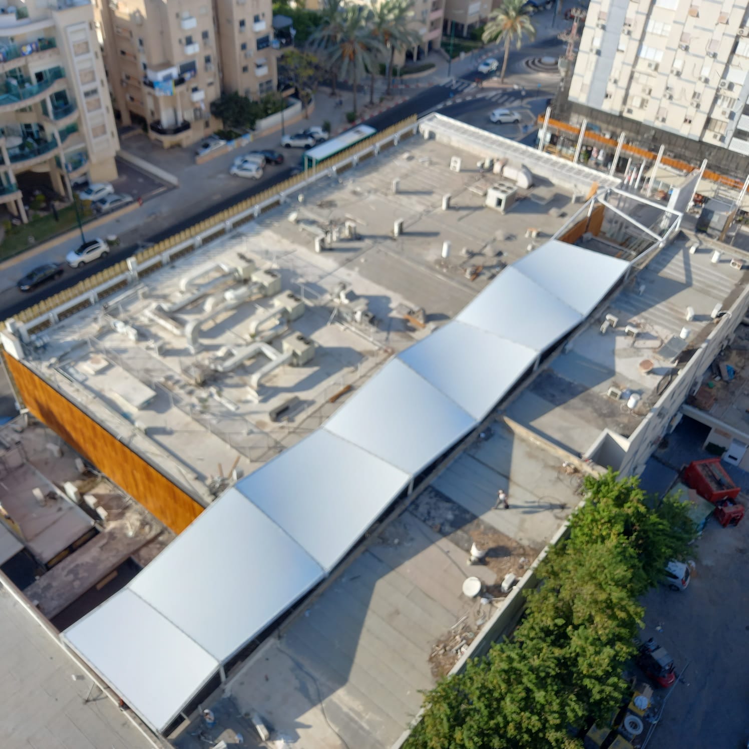 מבני מתיחה לקירוי