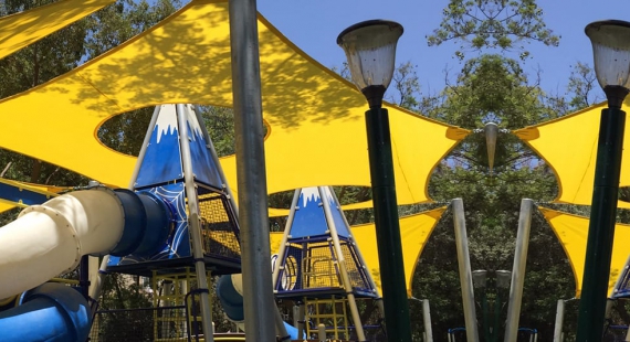 מפרשי צל עשויים רשת צל איכותית להצללה גן שעשועים ופארקים -פתרון הצללה אולינטק