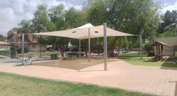 ממברנה צל צבע אפור שמנת